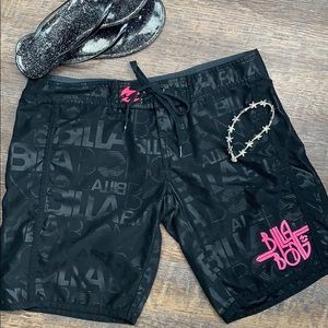 Billabong Boardshorts size 5 in EUC